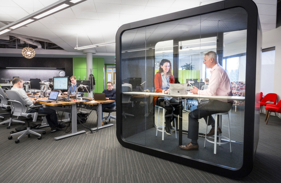 ハイブリッドマムコワーキングスペース